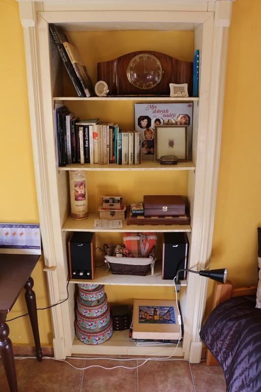 Apartman Na Zlatom Dvore Banská Štiavnica Zimmer foto